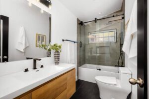 bathroom-remodeling-in-frisco